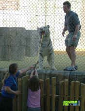 052105-192.jpg (392896 bytes)